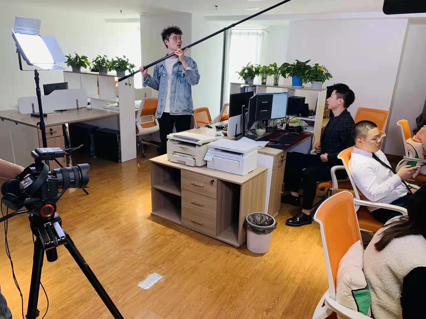 &#20048;&#21160;&#32593;&#39029;&#29256;&#95;&#20048;&#21160;&#40;&#20013;&#22269;&#41;